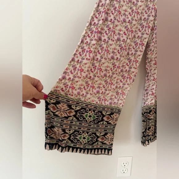 Anthropologie RAGA Ditsy Floral Lightweight Boho Romper Jumpsuit with Tie - Picture 14 of 17